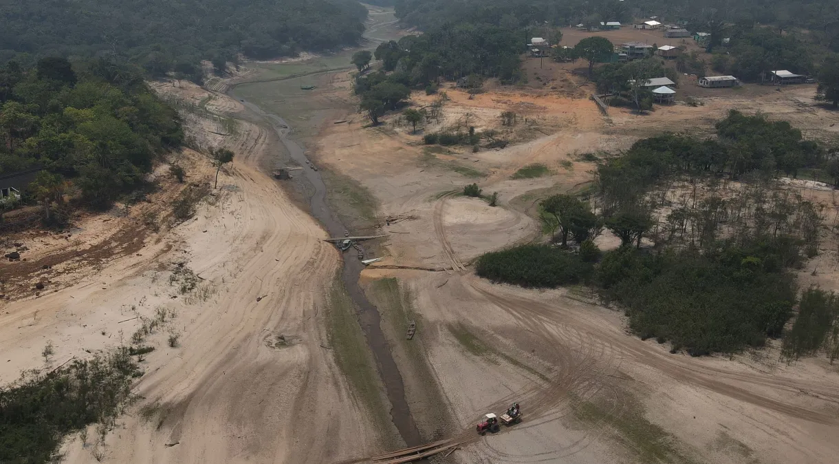 Seca na Amazônia (Reprodução/Internet)