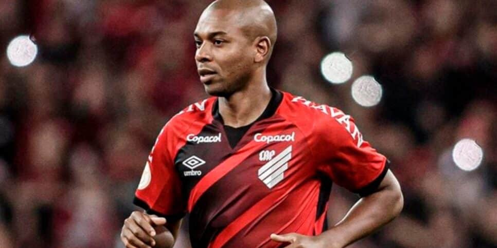 Fernandinho, jogador do Athletico PR (Imagem Reprodução Internet)