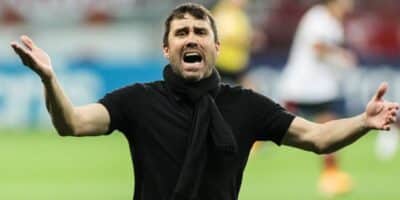 Eduardo Coudet, técnico do Internacional, detona futebol brasileiro (Imagem Reprodução Getty Images)