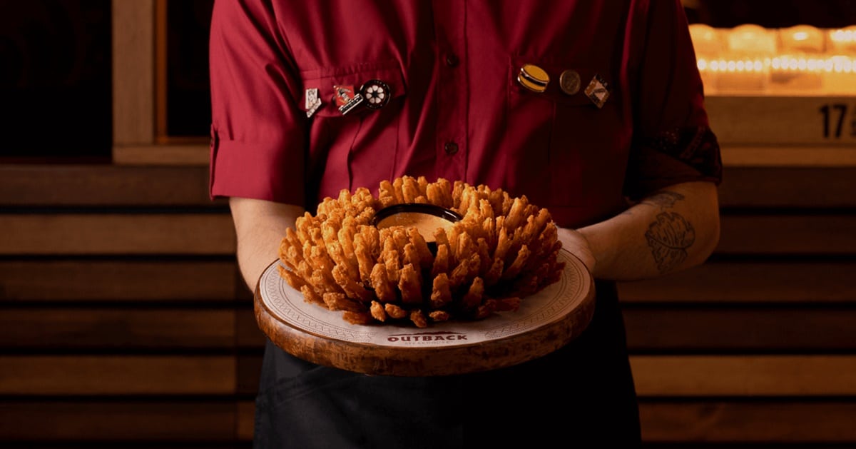 Outback dá Bloomin Onion de graça em programa de pontos de cartão de crédito (Foto: Reprodução/ Divulgação)