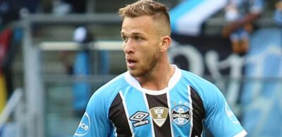 Arthur, ex-Grêmio, pode vltar ao futebol brasileiro em outro clube da Série A (Foto: Reprodução/ Internet)