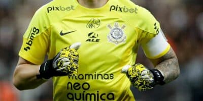 Imagem do post BOMBA: Repórter anuncia saída de jogador amado do Corinthians