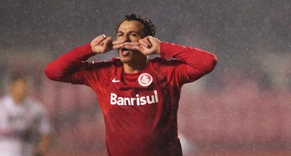 Destaque no Inter no passado, Leandro Damião pensa em voltar ao futebol brasileiro (Foto: Reprodução/ Internacional/ Divulgação)
