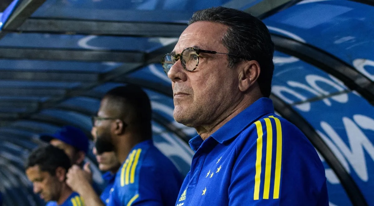 Vanderlei Luxemburgo em sua última partida pelo Cruzeiro, em 2021 (Foto: Reprodução/ Gustavo Aleixo/ Cruzeiro)