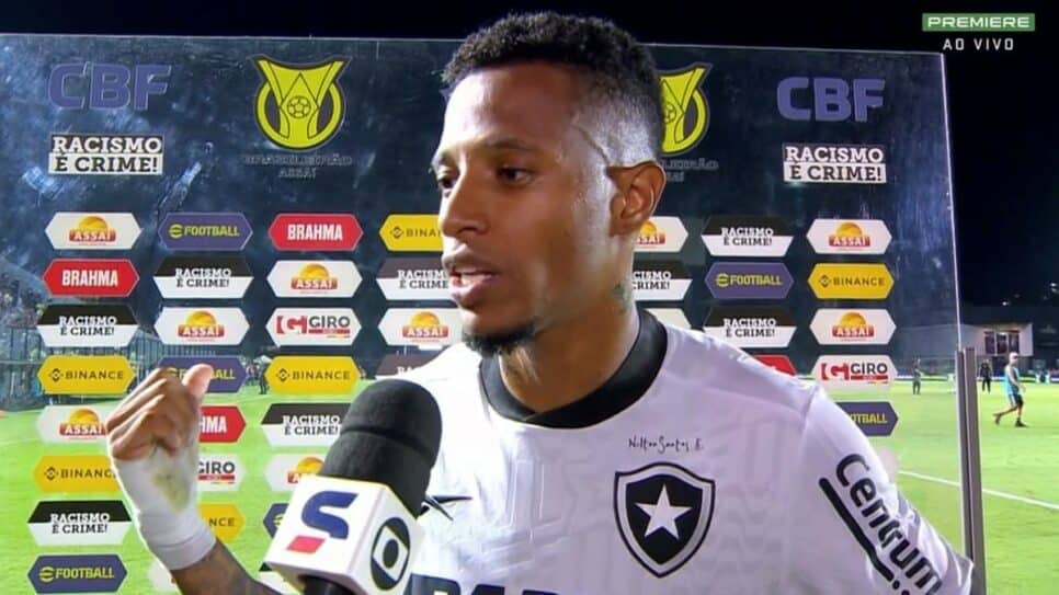 Tchê Tchê se revolta com a arbitragem após mais um revés do Botafogo