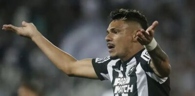 Imagem do post CAIU na tabela e JEJUM: Tiquinho Soares REPERCUTE negativamente no Botafogo após empate no Brasileirão