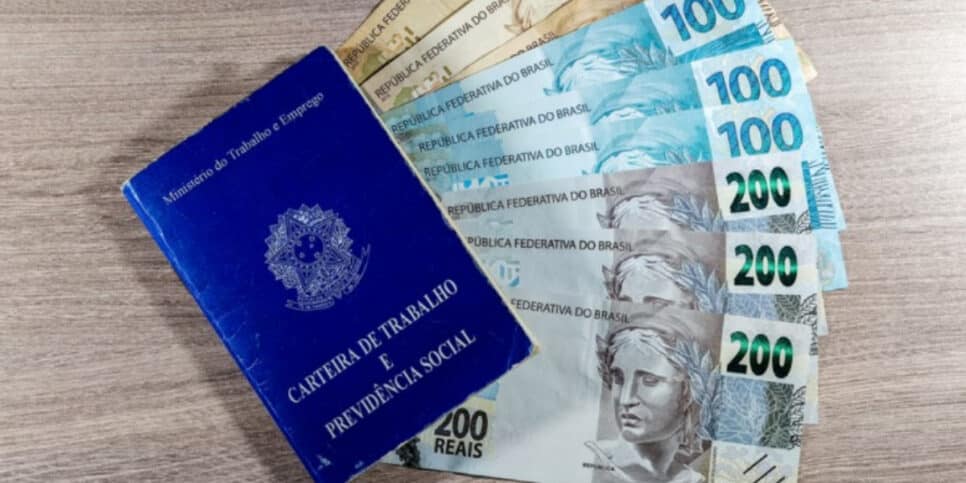 13º salário em uma parcela? Veja como receber todo o benefício do Governo de uma só vez (Foto: Reprodução)