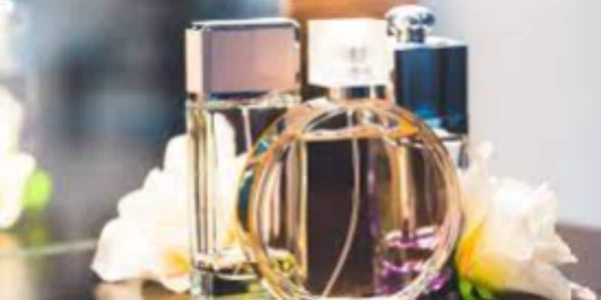 Perfumes femininos que tem cheiro de pessoa rica (Imagem Reprodução Internet)