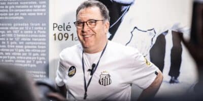 Imagem do post Em meio a crise financeira, Santos anuncia contratação de lateral do RB Bragantino