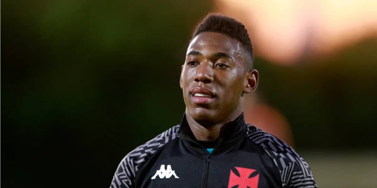 Léo Pelé, jogador do Vasco revelou o seu futuro no time (Imagem Reprodução Twitter Vasco)