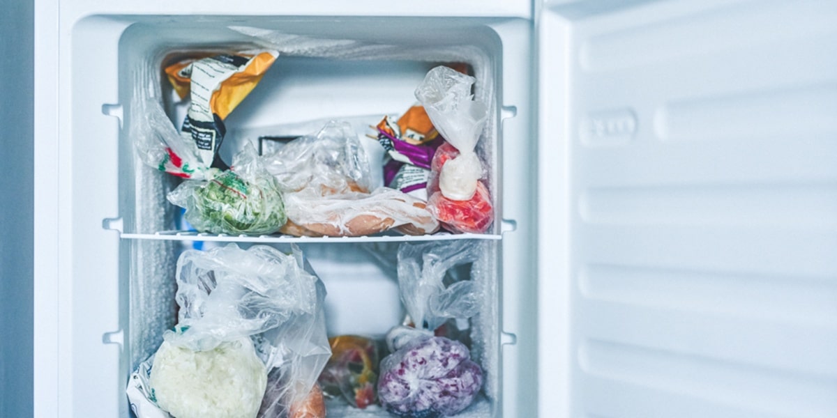 Especialistas apontam os alimentos que não podem ser congelados (Reprodução Getty Images)