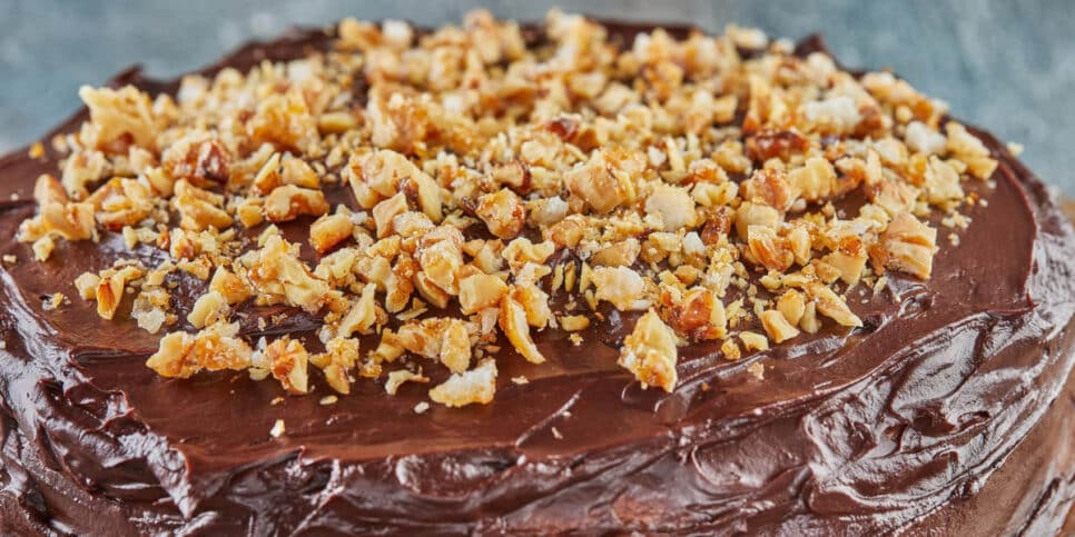 Bolo de amendoim e chocolate (Imagem: Reprodução)