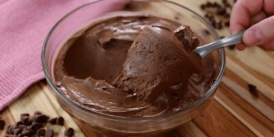 Imagem do post Receita simples de Mousse de Chocolate deliciosa com poucos itens