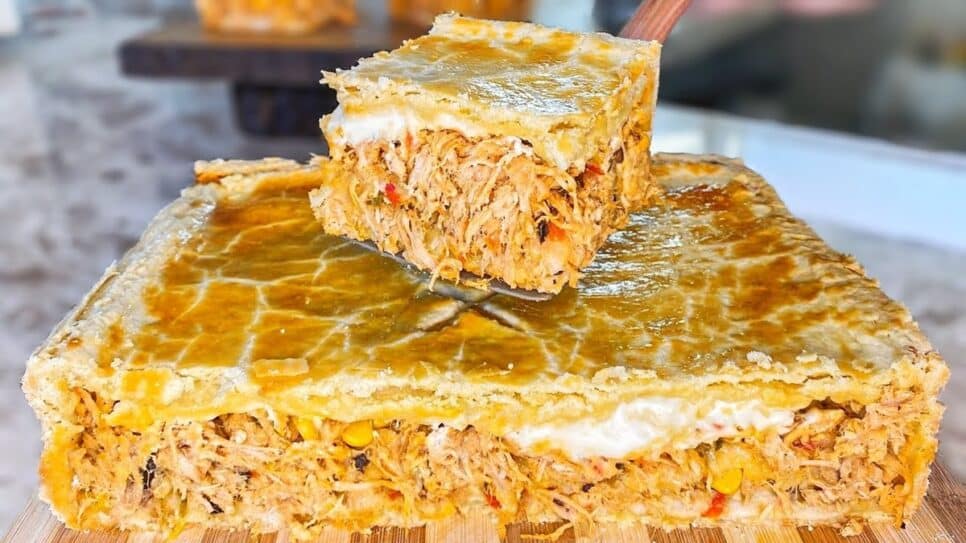 O empadão de frango é fácil, rápido e o mais saboroso do Brasil nesta receita (Foto: Reprodução/ Internet)