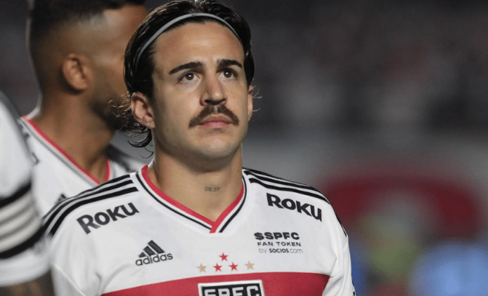 São Paulo estuda futuro e cogita negociar Gabriel Neves (Foto: Rubens Chiri/São Paulo FC)