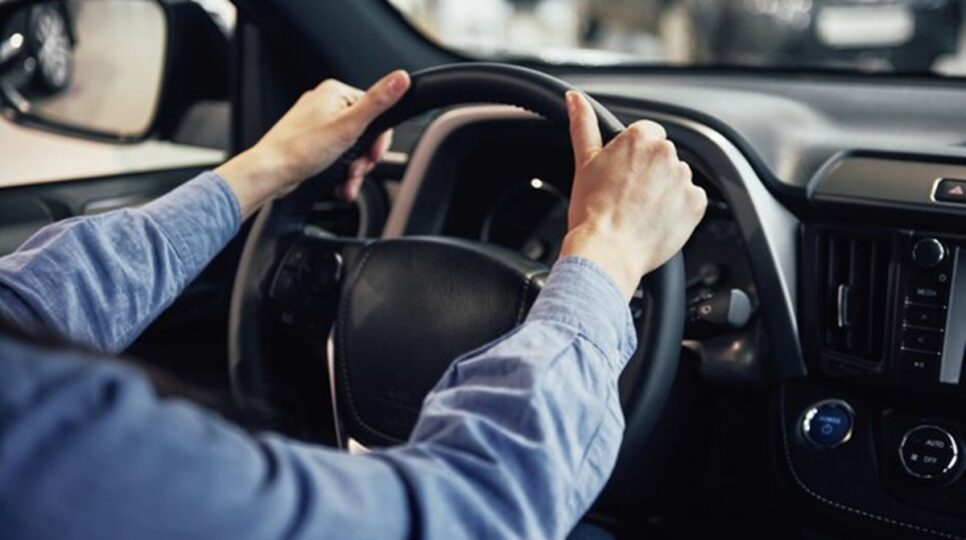Veículos marca 2023 O IPVA é cobrado anualmente dos motoristas que possuem veículo (Foto: Reprodução/ FreePik)