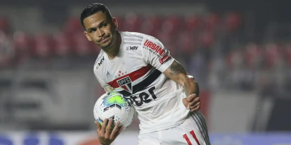 É oficial! Luciano decide renovar contrato com o São Paulo (Foto: Rubens Chiri/saopaulofc.net)
