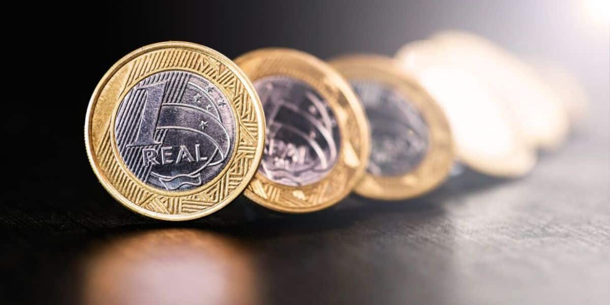 Moedas de R$ 1 real (Foto: Reprodução / Internet)