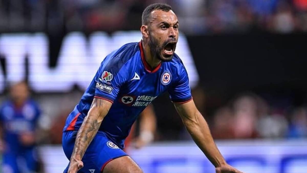 Moisés, do Cruz Azul, jogou no Fortaleza e chama atenção do Fluminense a 2024 (Foto: Reprodução/ GettyImages)