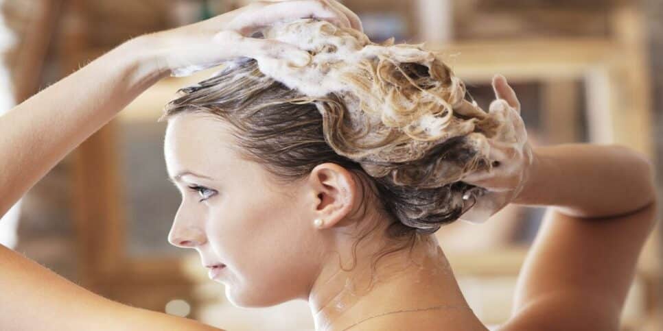Crescimento Capilar cabelos Aprenda a deixar o seu cabelo saudável com essa receita de shampoo especial (Imagem: Reprodução)