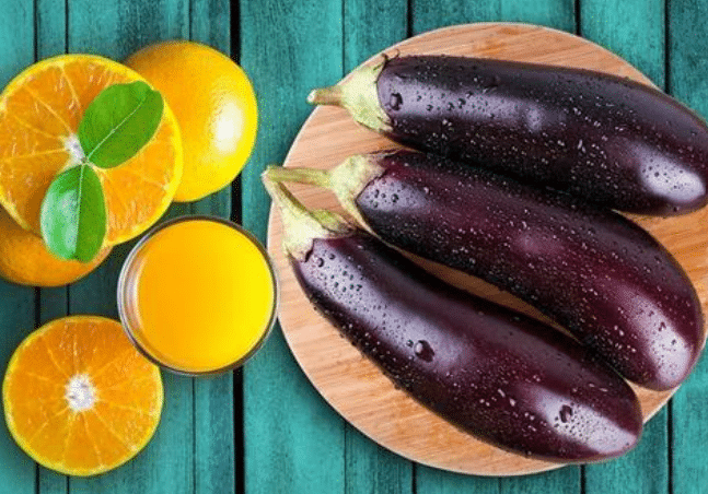 Colesterol alto? Faça o suco de laranja com berinjela e veia (Foto: Reprodução/Internet)