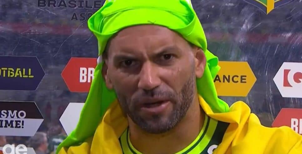Paulista Goleiro Weverton é anunciado Craque do Jogo em rodada final do Brasileirão 2023 (Foto: Reprodução/ TV Globo)