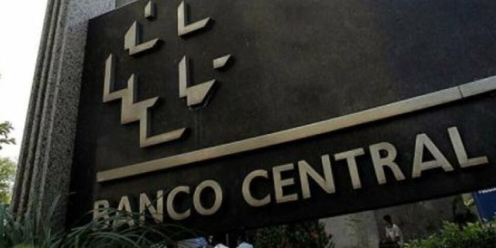 Sua chance no Banco Central: 100 vagas disponíveis para profissionais com ensino superior (Foto: Reprodução/Internet)