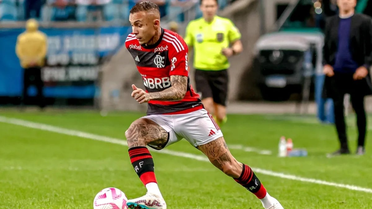 Atacante e ponta-esquerda, Everton Cebolinha, atuando pelo Flamengo (Foto: Reprodução/ Alex VIana, Agencia F8/ Gazeta Press)