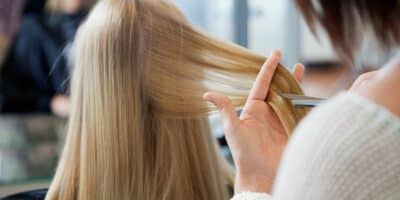 Corte de cabelo em V, estilo atemporal e versátil (Imagem Reprodução Internet)