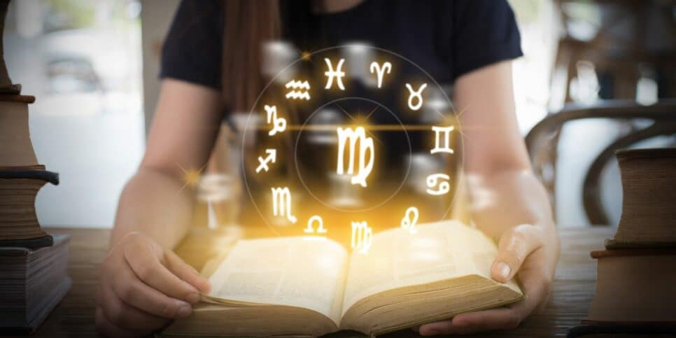 Signos que terão muita sorte e realização profissional em 2024 (Imagem Reprodução Canva)