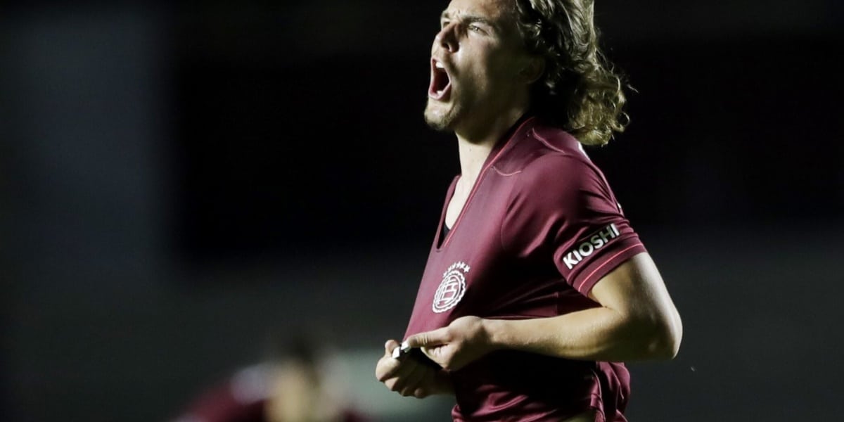 Pedro de la Vega, jogador do Lanús (Foto: Twitter Lanus)