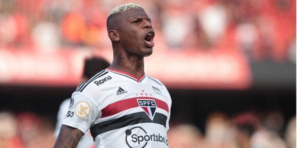 Arboleda, jogador do São Paulo na mira do Corinthians (Foto: Rubens Chiri/Saopaulofc.net)