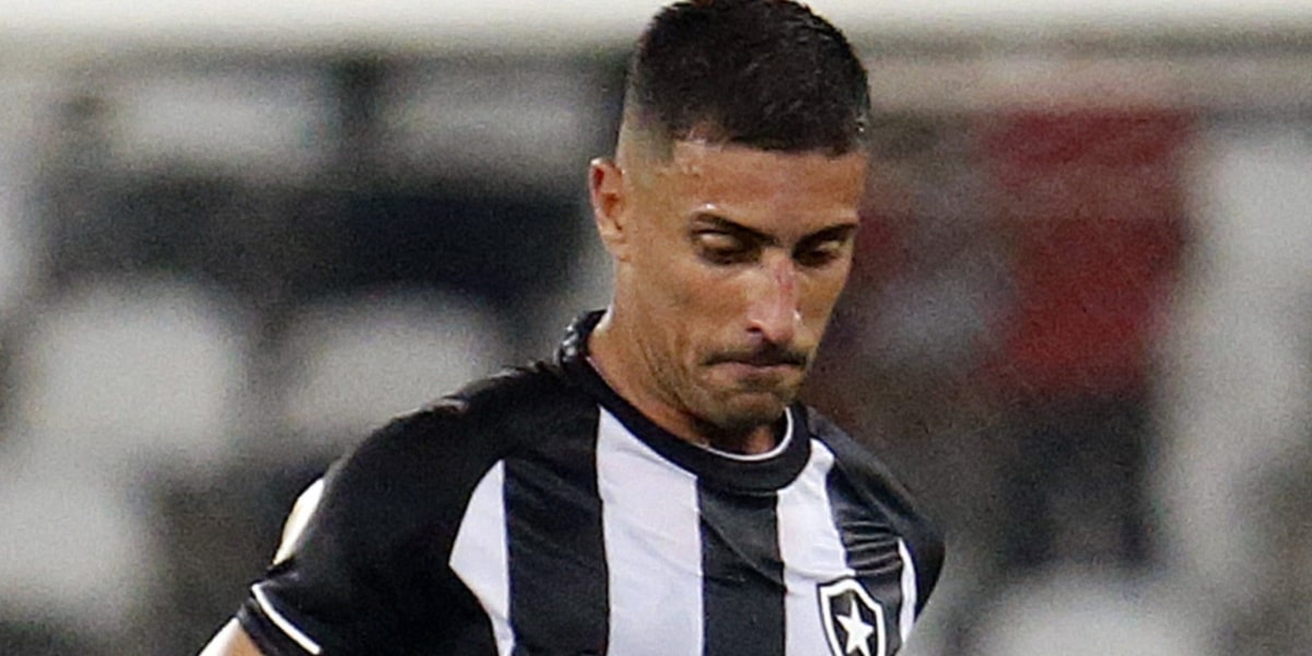 Philippe Sampaio, jogador que está de saída do Botafogo (Foto Reprodução Vitor Silva/Botafogo)