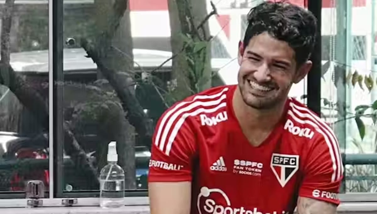 Pato é analisado nos bastidores do Fortaleza para 2024 (Foto: Reprodução/ SPFC/ YouTube)