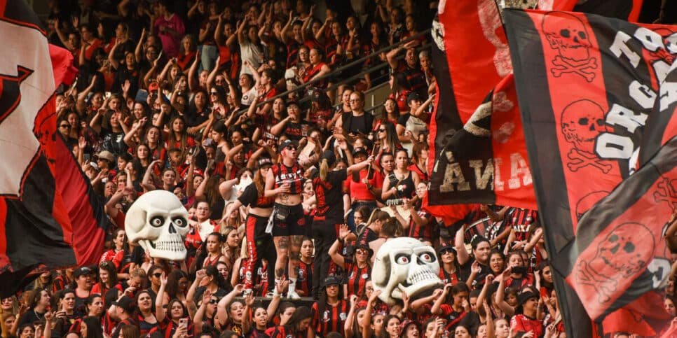 Torcida do Athletico Paranaense (Foto: Reprodução)