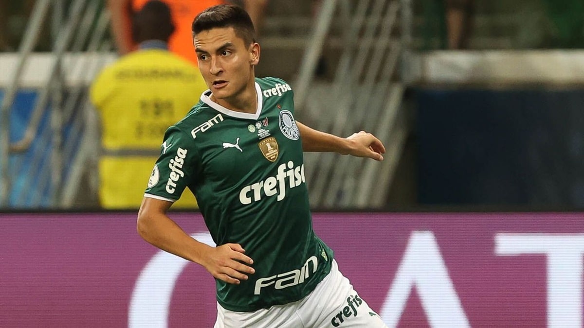 Eduard Atuesta segue nos planos do Palmeiras em 2024 e deve ser recuperado ao elenco (Foto: Reprodução/ Cesar Greco/ SEP)