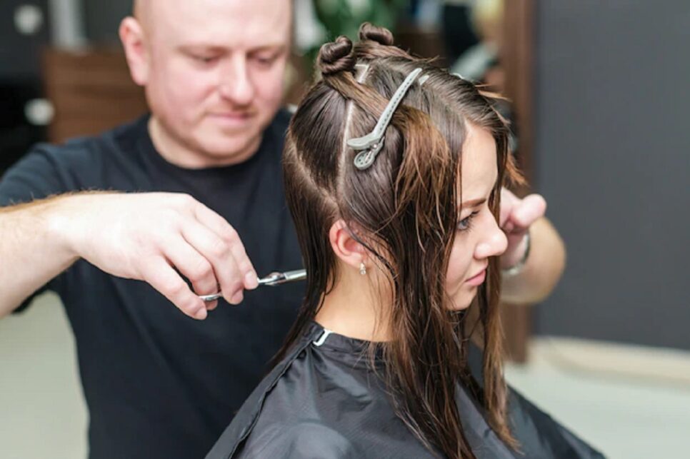 Corte de cabelo para parecer mais jovem e magra (Foto: Reprodução)