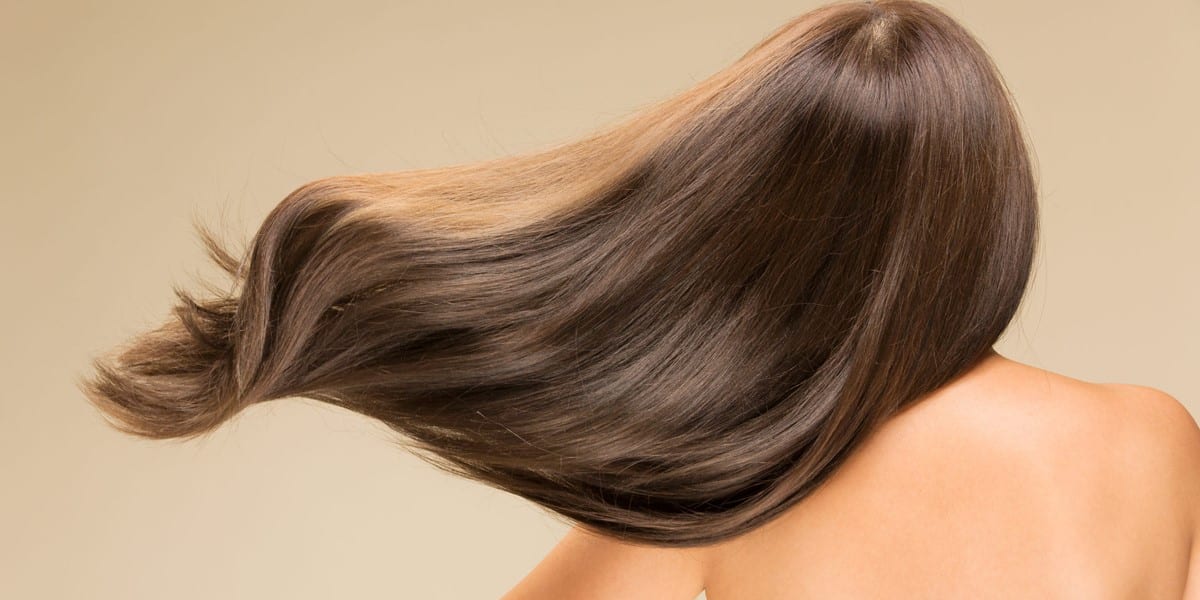 Cabelo liso feminino (Foto: Reprodução/FreePik)