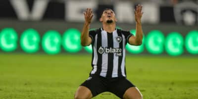 Botafogo define detalhes de venda do atacante Erison (Foto: Thiago Ribeiro / Estadão Conteúdo)