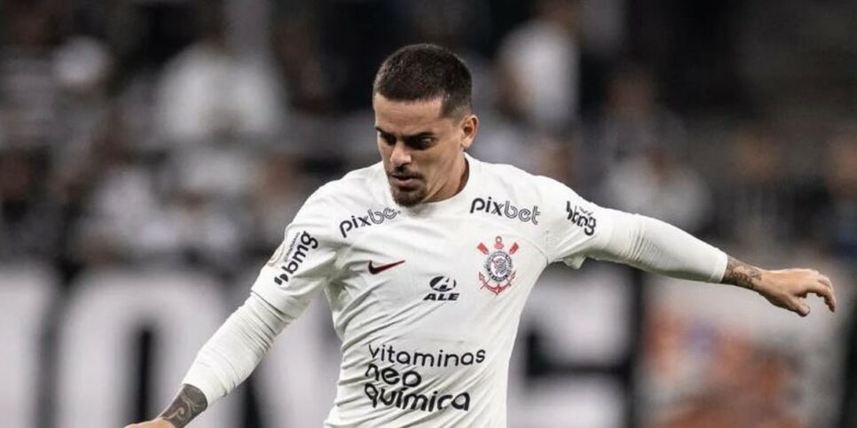 Clube rival considera contratar Fagner, apesar de sua fase no Corinthians (Foto: Reprodução/Instagram)