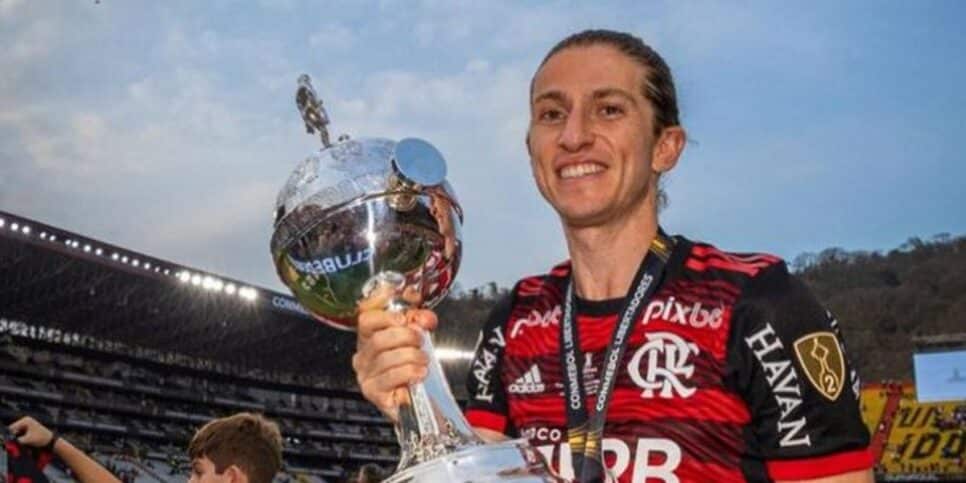 Filipe Luis manda recado (Foto: Reprodução/Instagram)