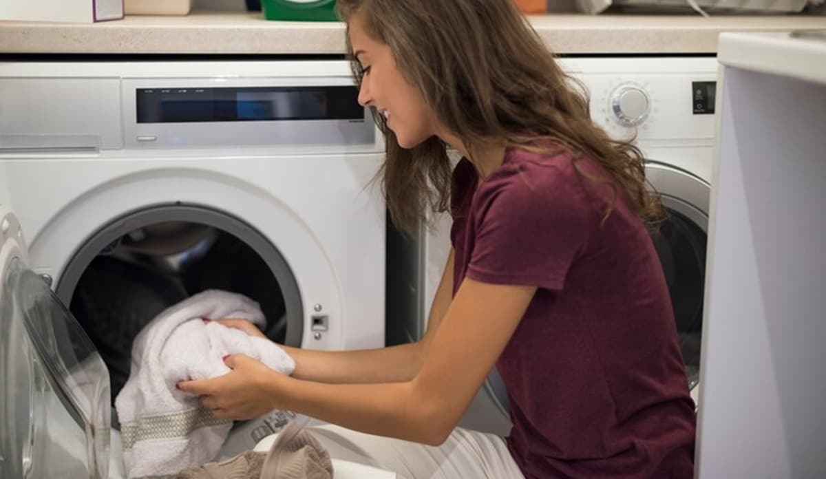 Máquina de lavar roupas e lava e seca são vilões de casa (Foto: Reprodução/ FreePik)