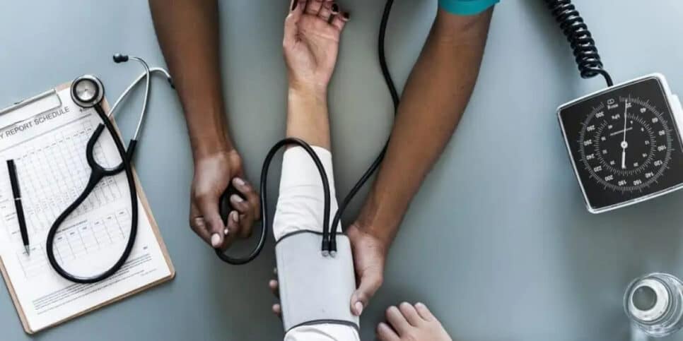 Pressão arterial alta: faça essa bebida e veja sua vida mudar (Foto: Reprodução/Internet)