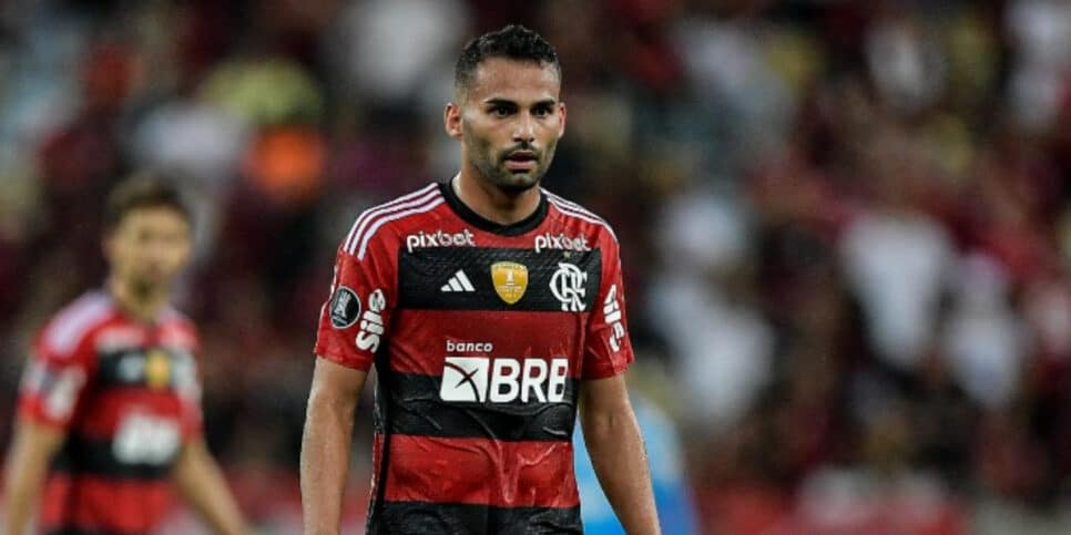 Internacional faz nova proposta ao Flamengo por Thiago MaiaInternacional faz nova proposta ao Flamengo por Thiago Maia (Foto: Thiago Ribeiro/AGIF)