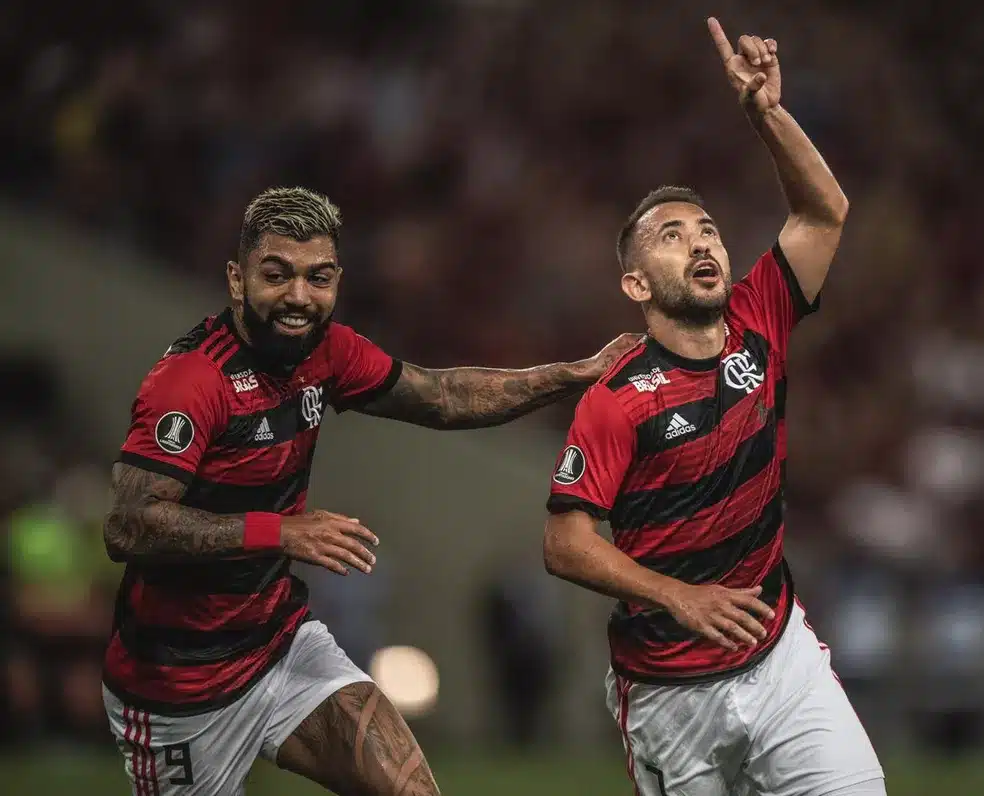 Gabigol e Everton Ribeiro (Reprodução/Internet)