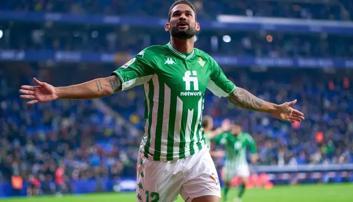 Willian José é o centroavante e Camisa 9 desejado no Palmeiras de Abel Ferreira (Foto: Reprodução/ Divulgação/ Real Bétis)