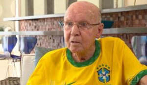 Zagallo em entrevista para a Rede Globo (Foto: Reprodução / Globo) 