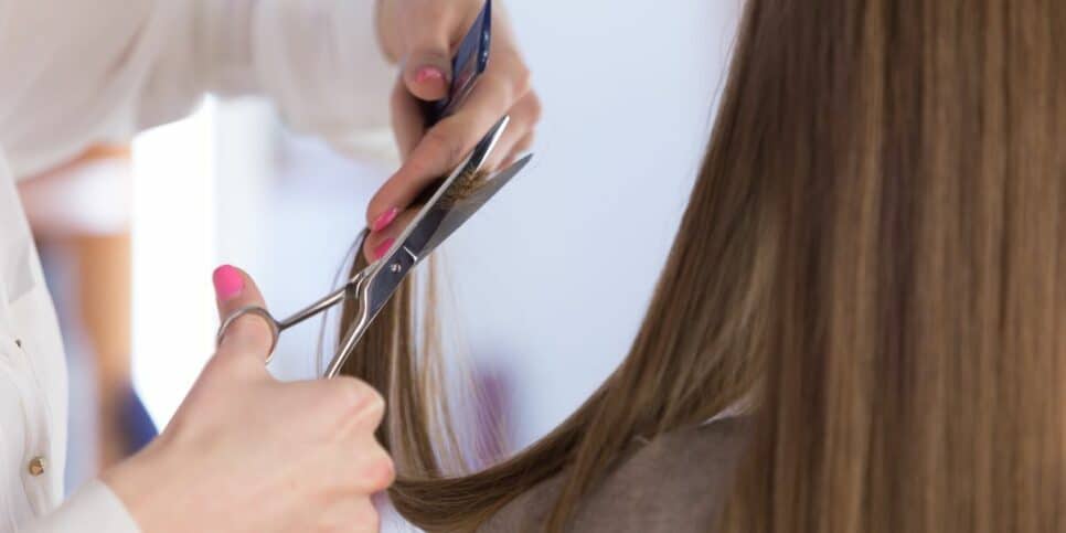 Cortes de cabelo que estão com tudo no verão para mudar o visual (Imagem Reprodução Canva)