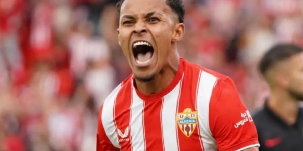 Lazaro, jogador do Almería na mira do Palmeiras (Foto: Divulgação/Almería)