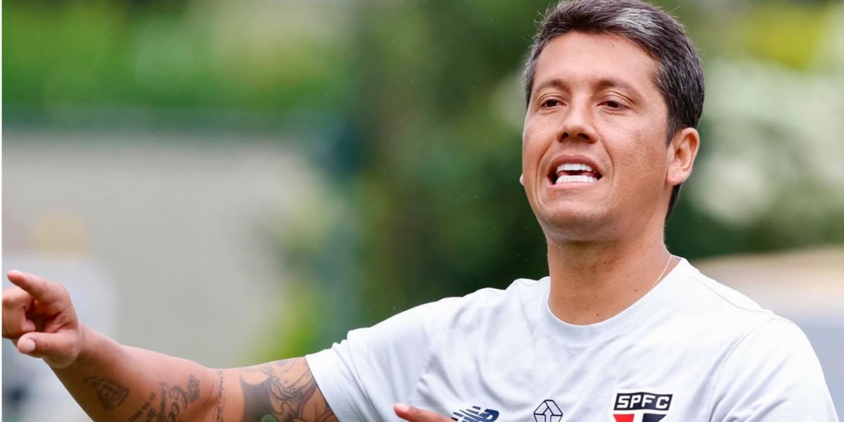 Thiago Carpini, técnico do São Paulo (Foto: Rubens Chiri/Saopaulofc.net)